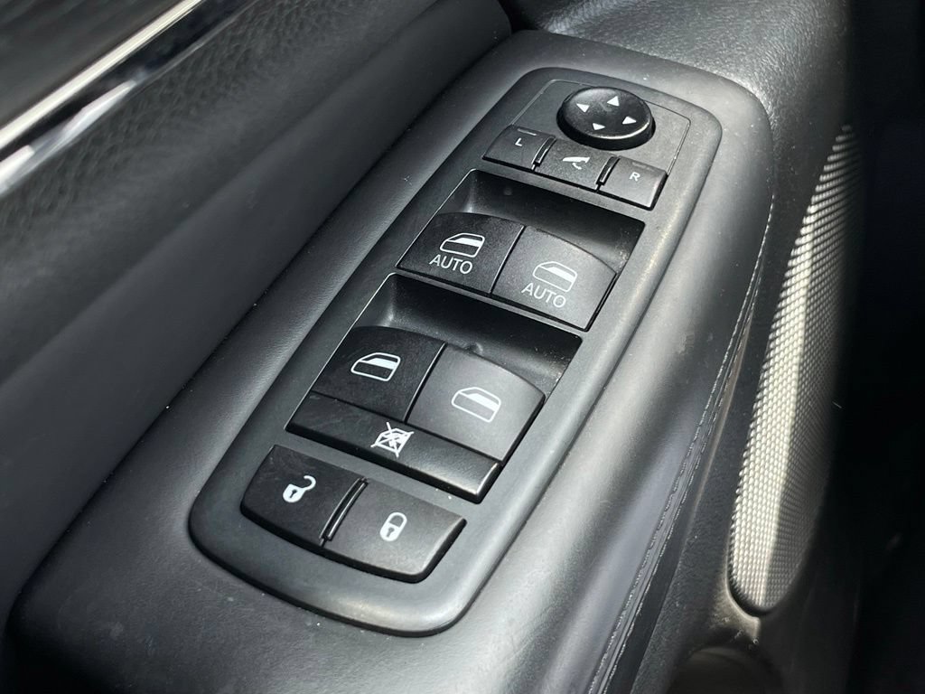 Used 2021 Jeep Grand Cherokee High Altitude AWD/4WD image 12