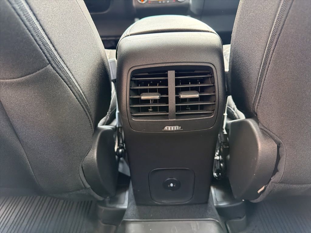 Used 2023 Ford Escape Active image 36