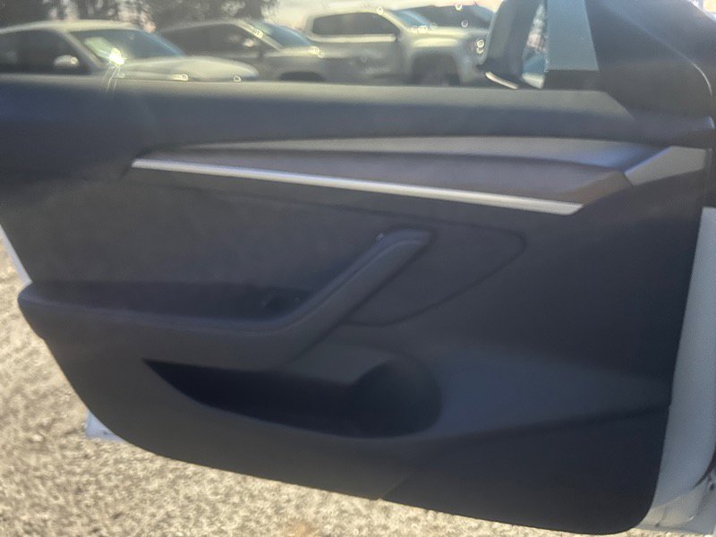 Used 2023 Tesla Model 3 Standard Range image 21