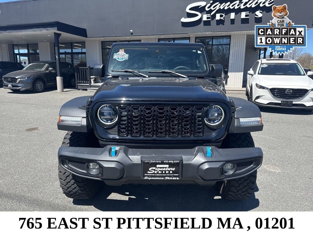 Used 2024 Jeep Wrangler Unlimited AWD/4WD image 2
