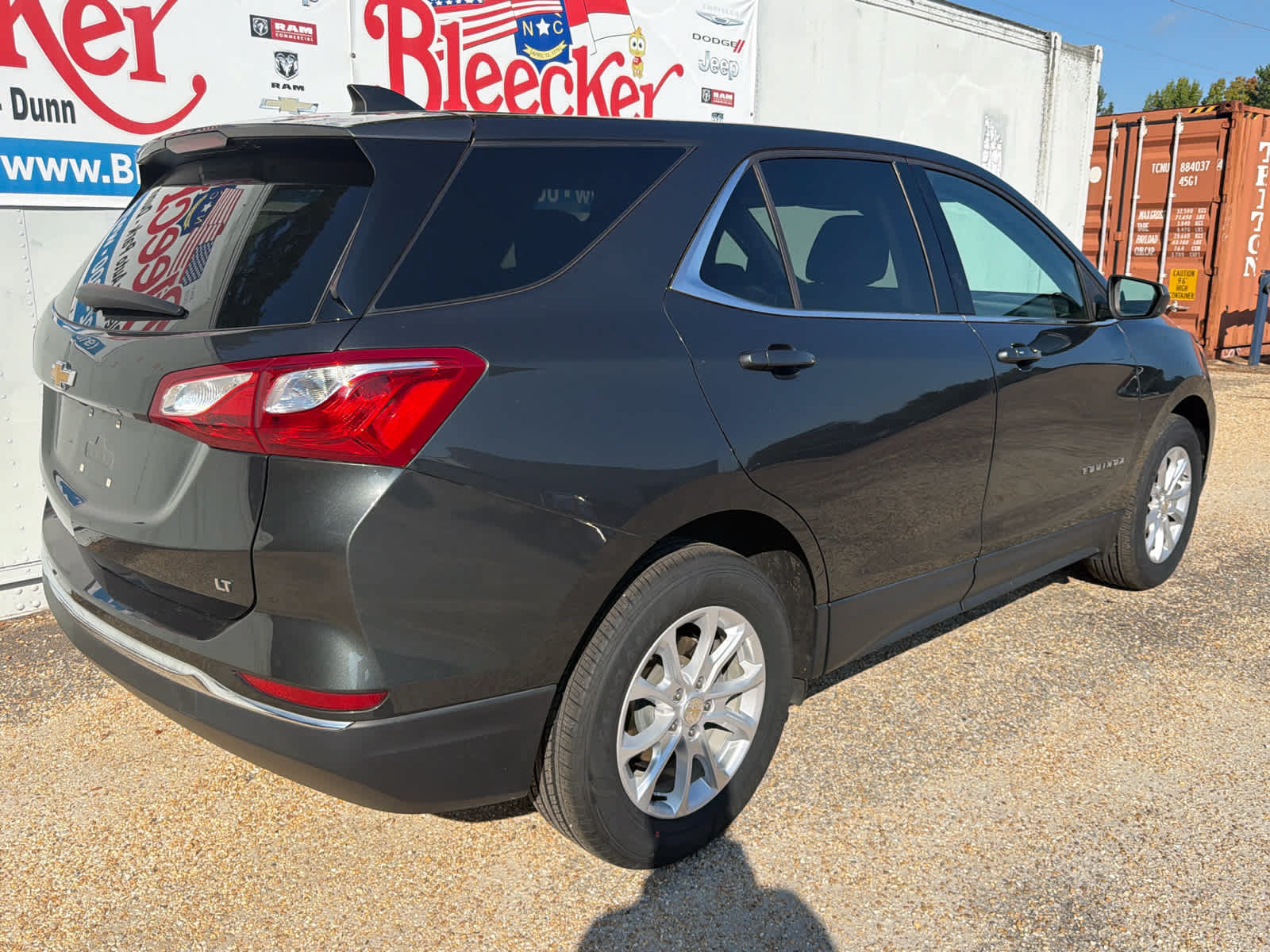 Used 2020 Chevrolet Equinox LT FWD image 3