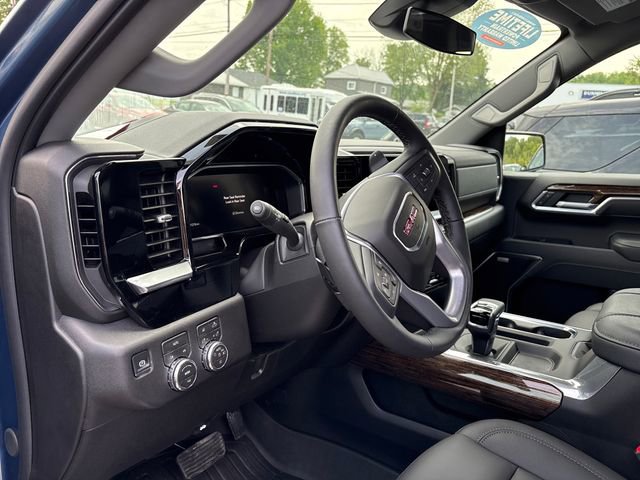 Used 2026 GMC Sierra 1500 Elevation w/ Elevation Premium Package AWD/4WD image 9