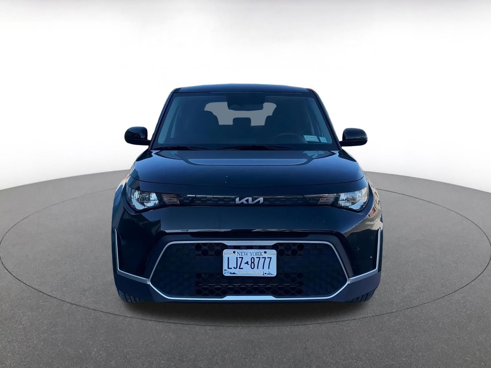 Used 2025 Kia Soul LX w/ LX Technology Package image 4