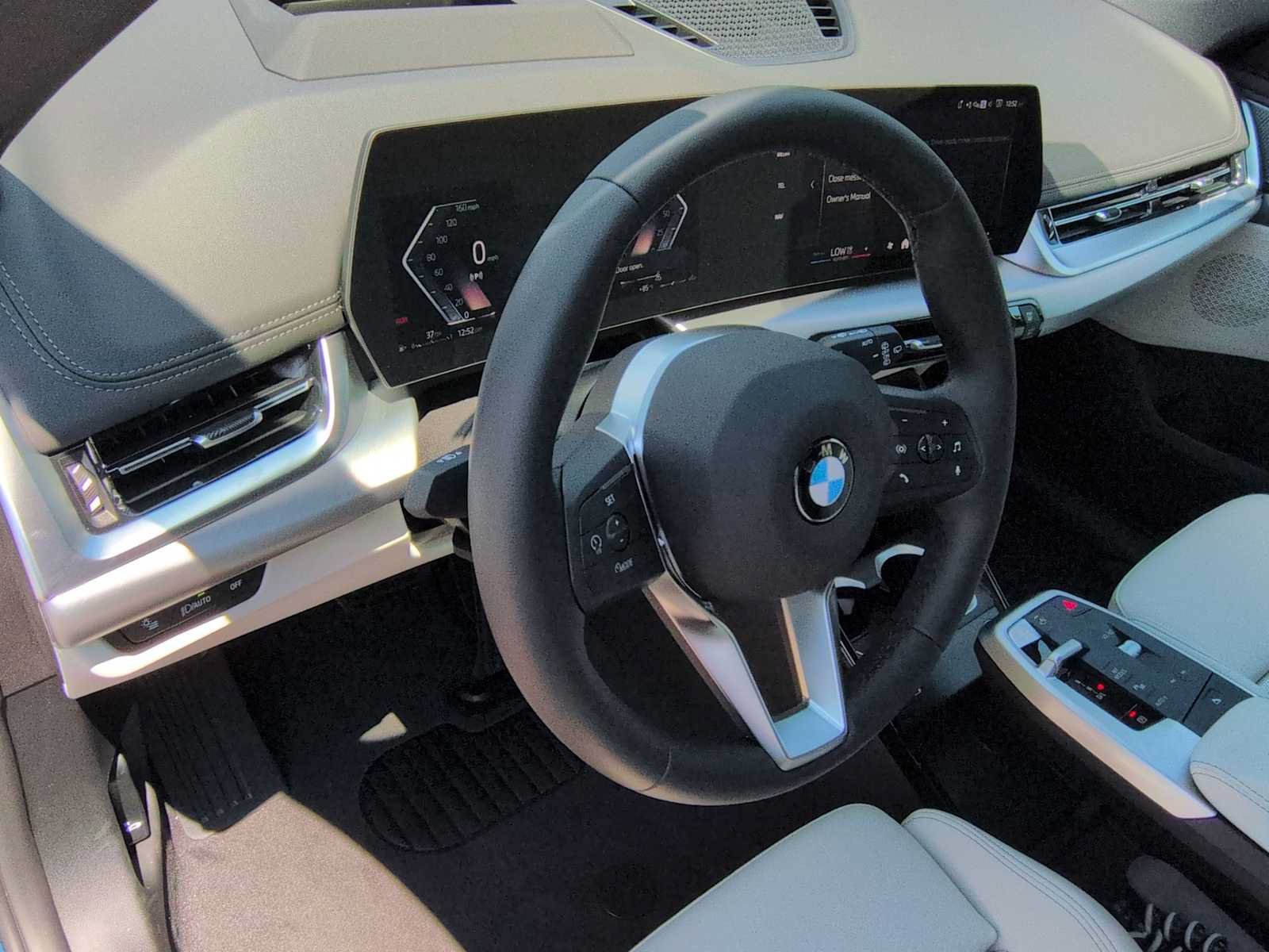 New 2026 BMW X1 xDrive28i w/ Technology Package AWD/4WD image 10