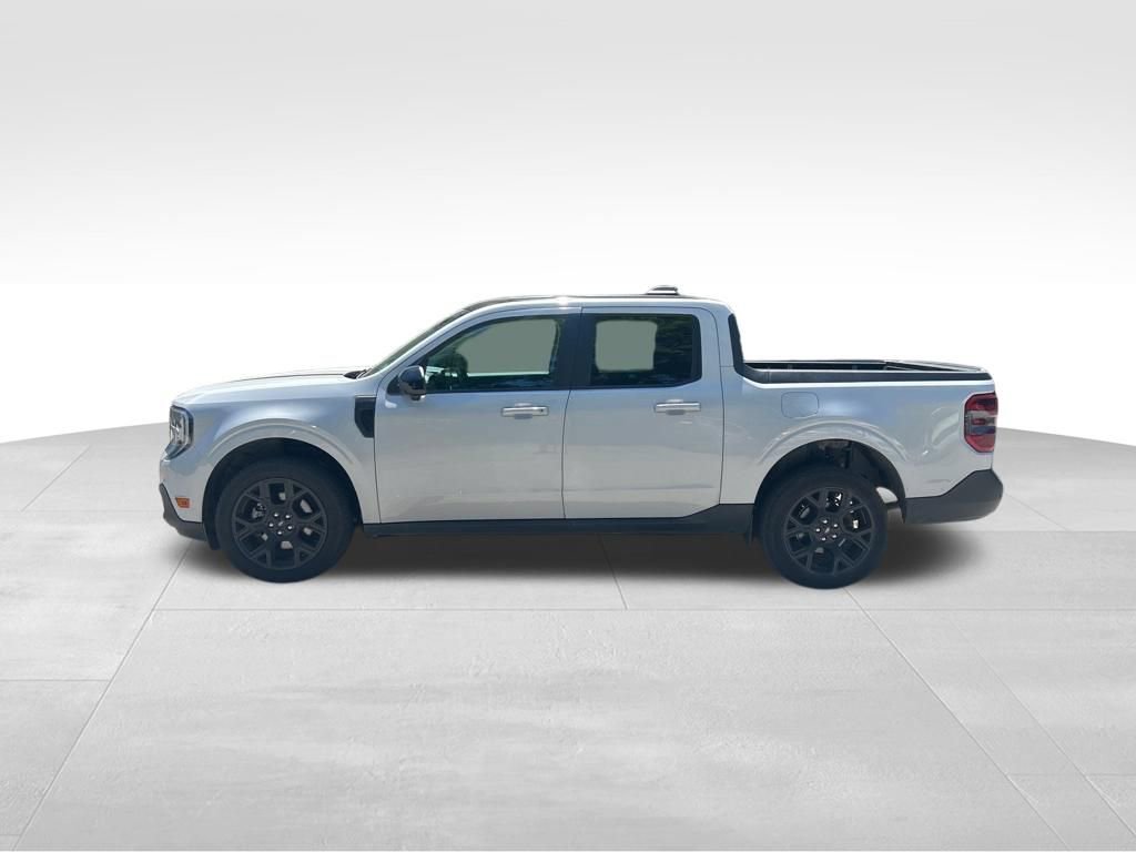 Used 2025 Ford Maverick Lariat w/ Black Appearance Package AWD/4WD image 2