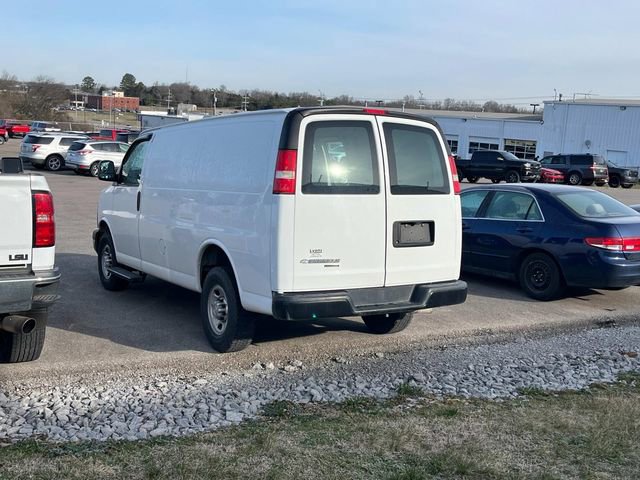 Used 2015 Chevrolet Express 2500 image 5