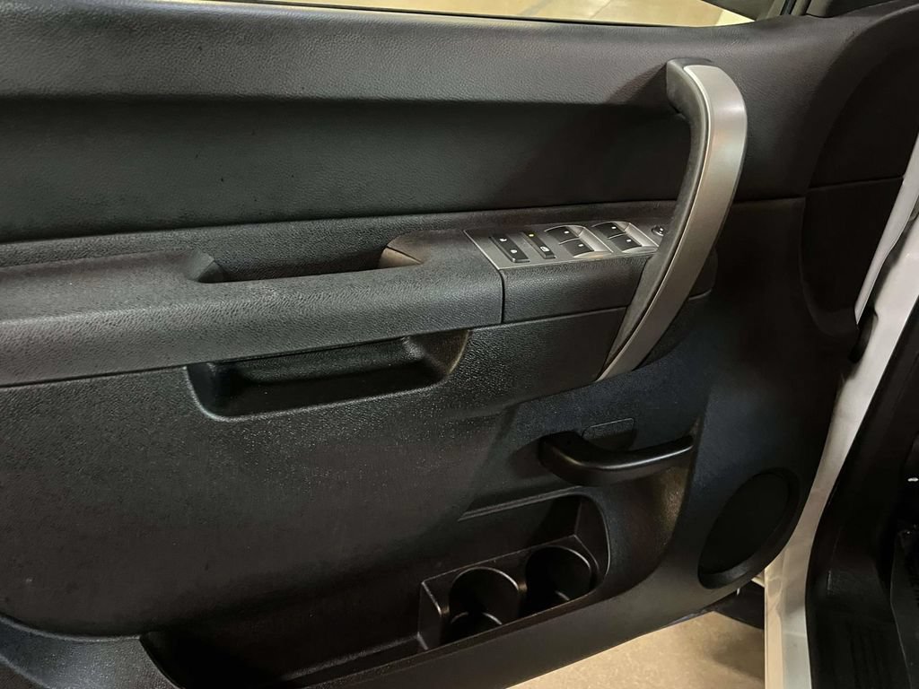 Used 2013 Chevrolet Silverado 1500 LT w/ All-Star Edition AWD/4WD image 12