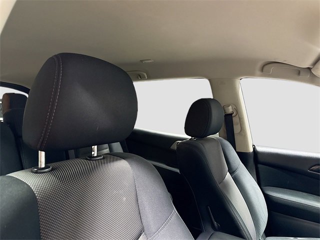 Used 2017 Nissan Pathfinder S image 30