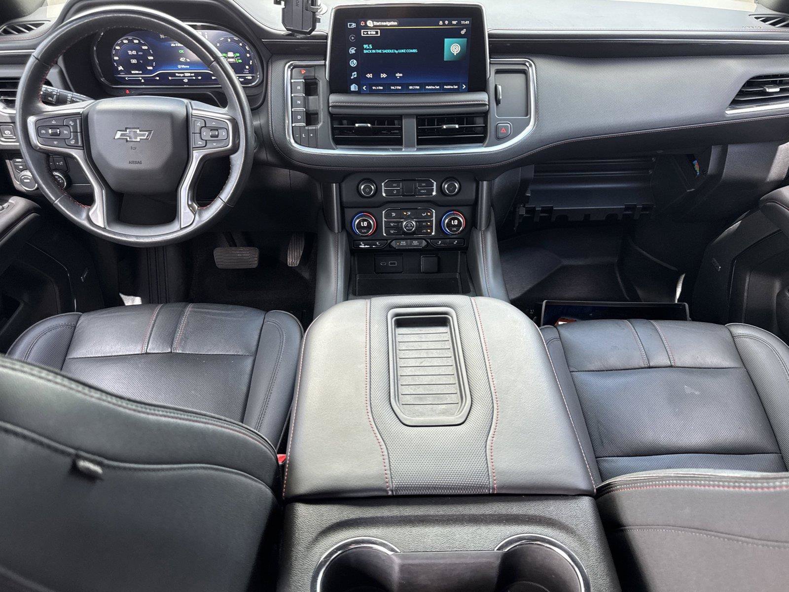 Used 2022 Chevrolet Suburban RST w/ Luxury Package AWD/4WD image 13