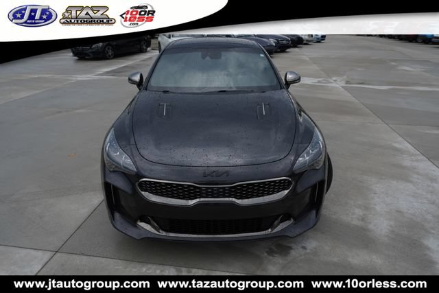 Used 2020 Kia Stinger GT1 RWD image 2