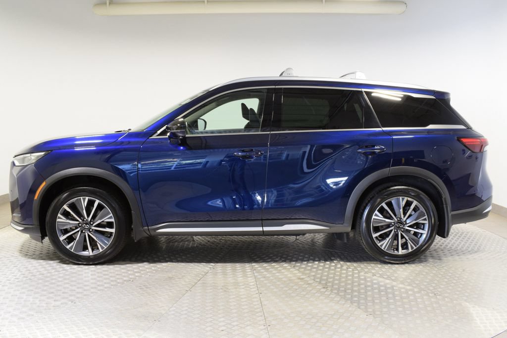 Certified 2026 INFINITI QX60 Luxe w/ Family Package AWD/4WD image 11