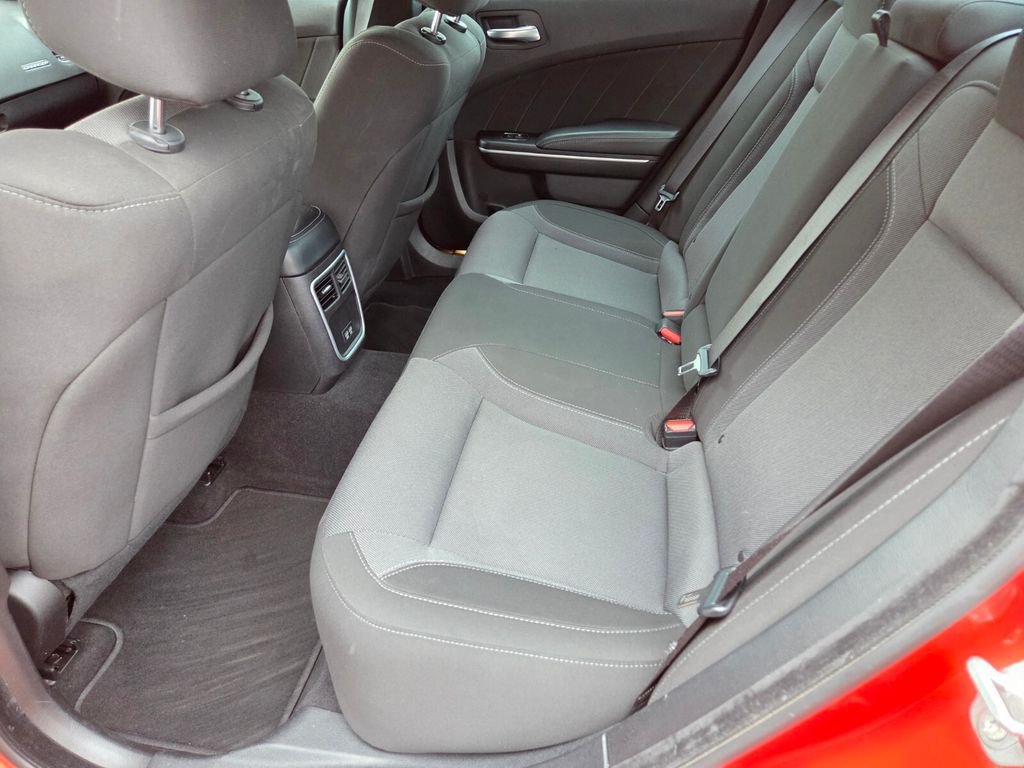 Used 2022 Dodge Charger SXT RWD image 14