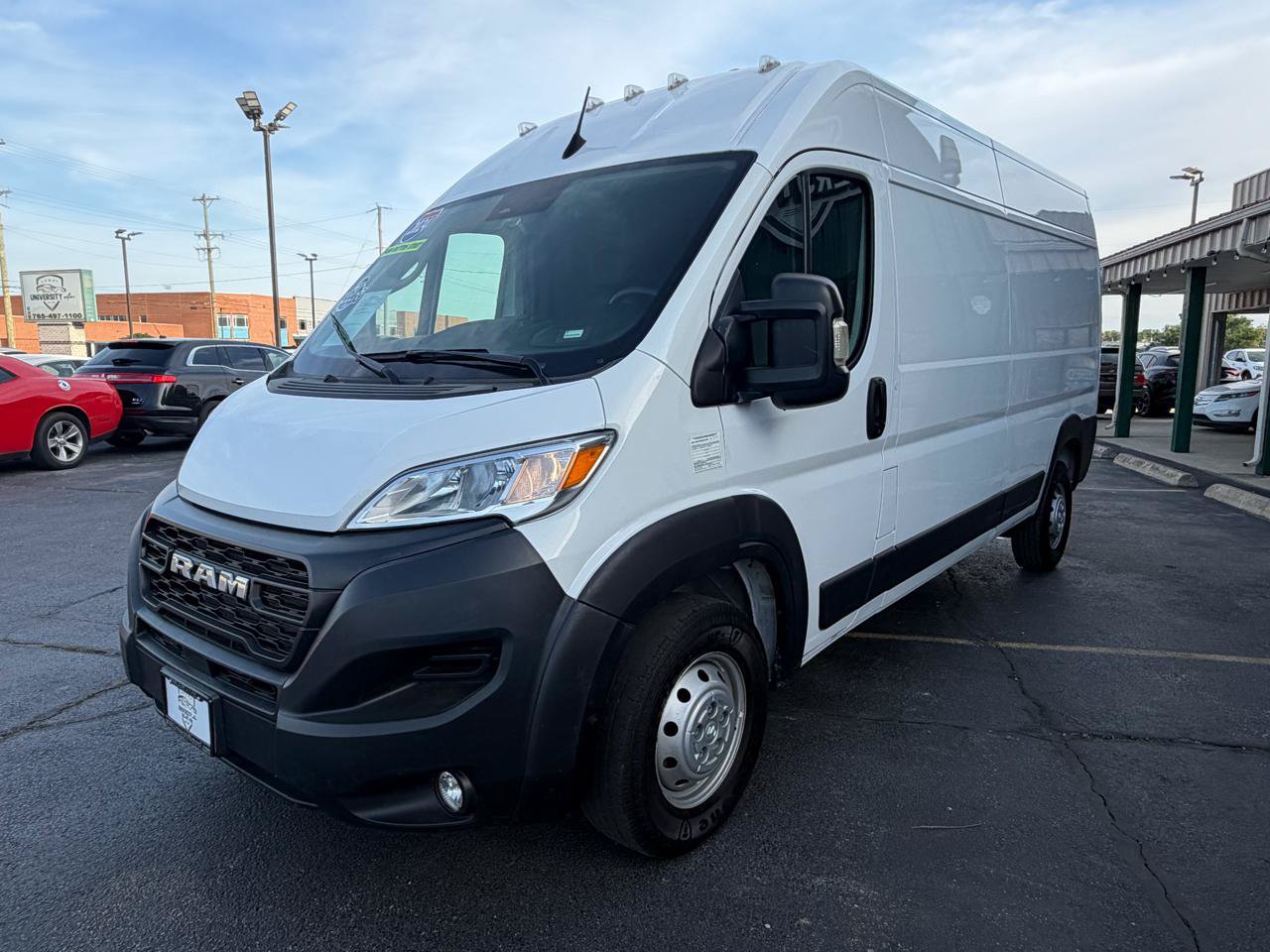 Used 2024 RAM ProMaster 2500 w/ Convenience Group FWD image 7