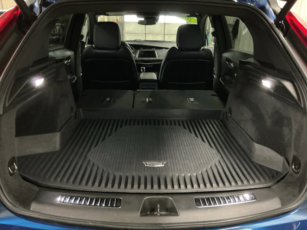 Used 2019 Cadillac XT4 Premium Luxury image 8