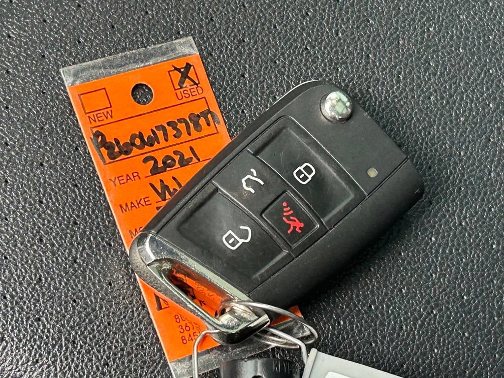 Used 2021 Volkswagen Tiguan SE R-Line FWD image 54