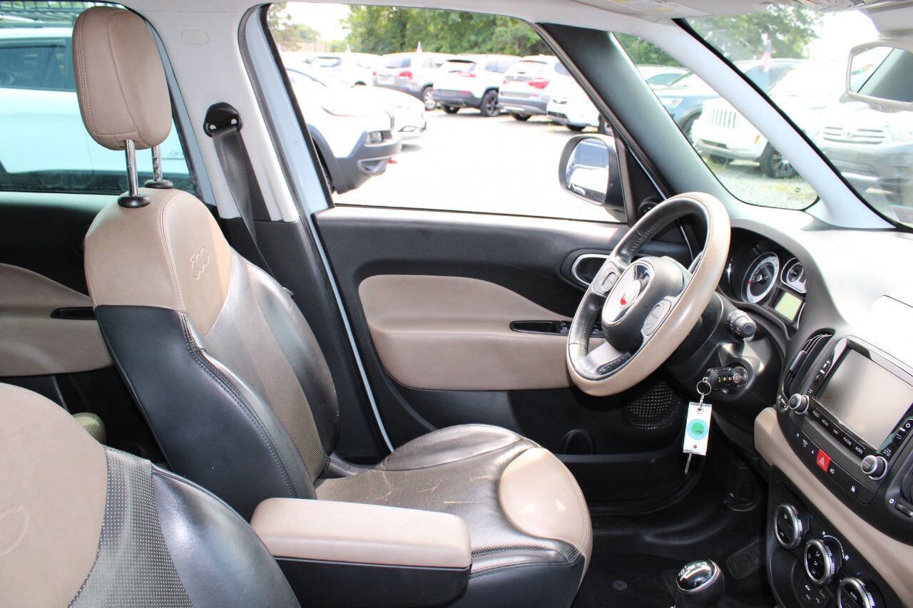 Used 2014 FIAT 500L Lounge FWD image 11
