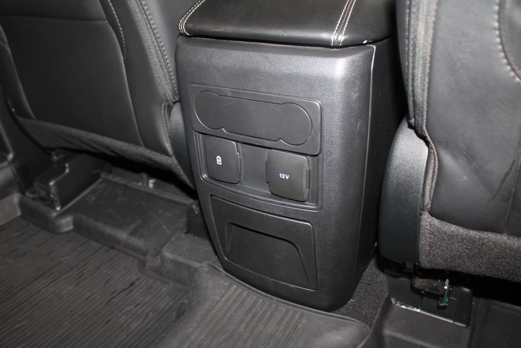 Used 2023 Ford Explorer XLT w/ Equipment Group 202A image 35