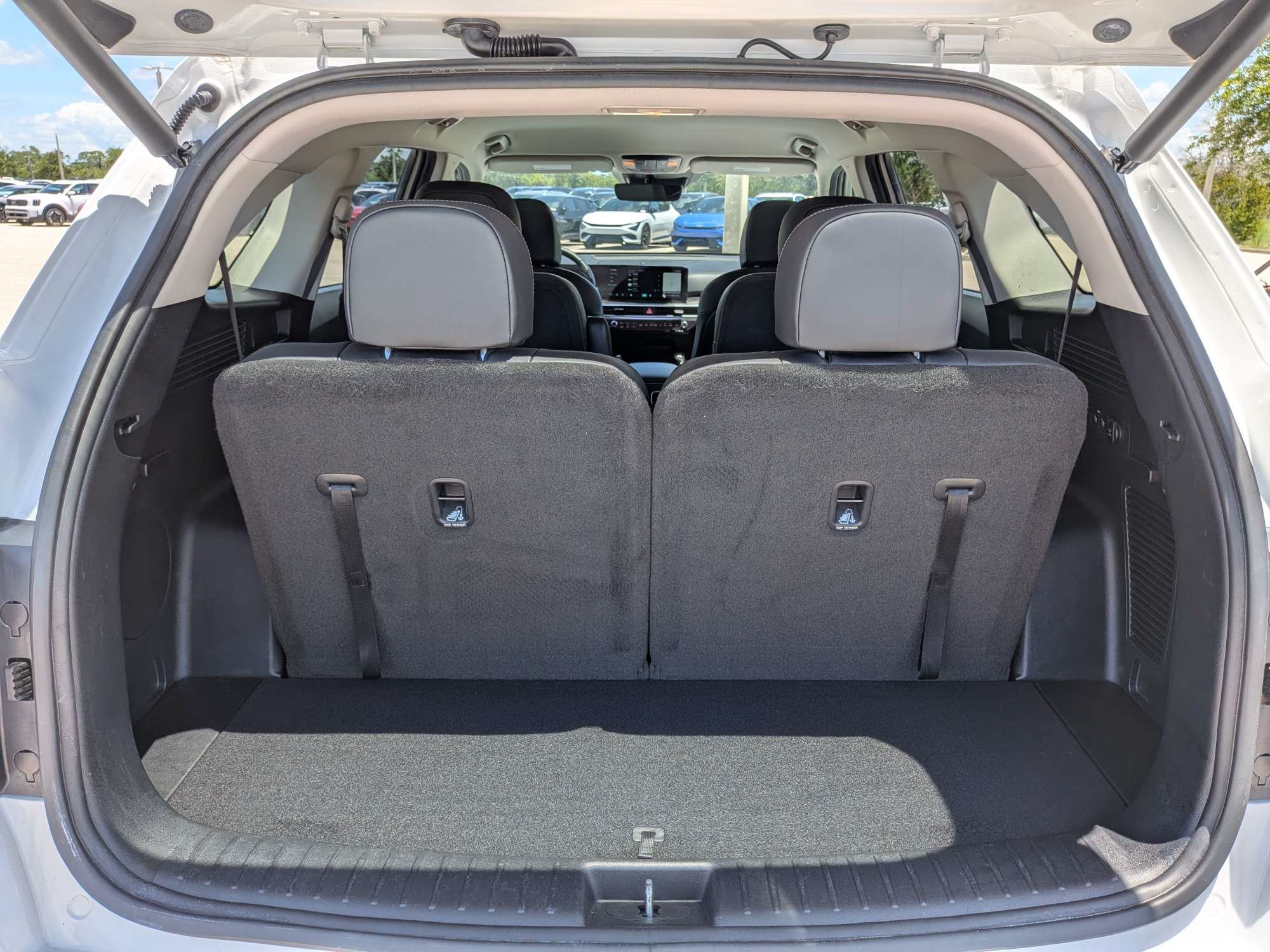 Certified 2025 Kia Sorento EX AWD/4WD image 14