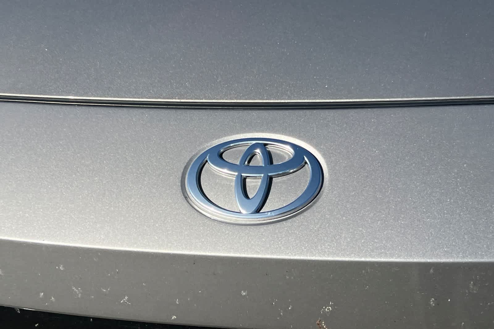 Used 2026 Toyota RAV4 XLE Premium FWD image 16