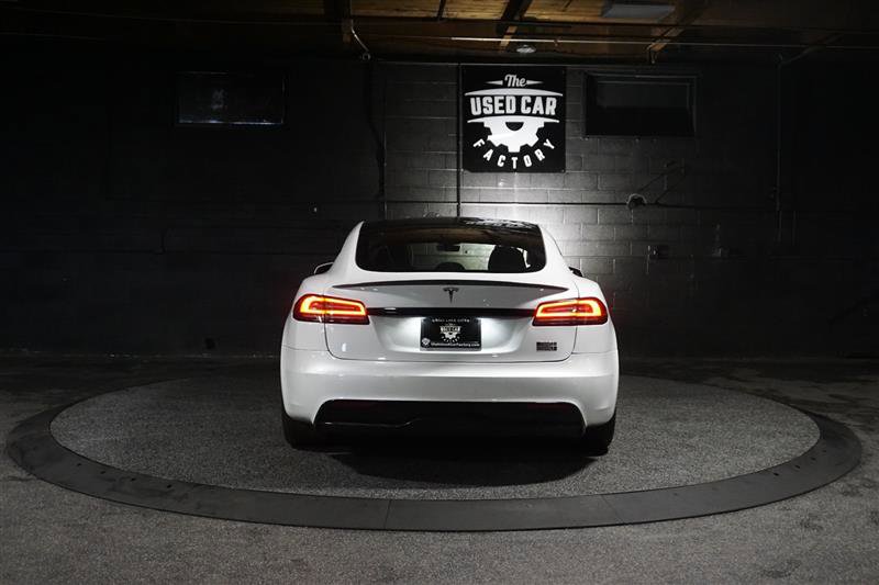 Used 2022 Tesla Model S Plaid image 9