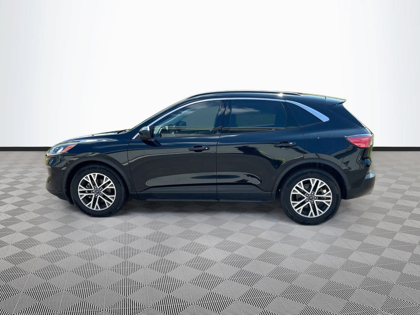 Used 2022 Ford Escape SEL w/ Technology Package FWD image 8