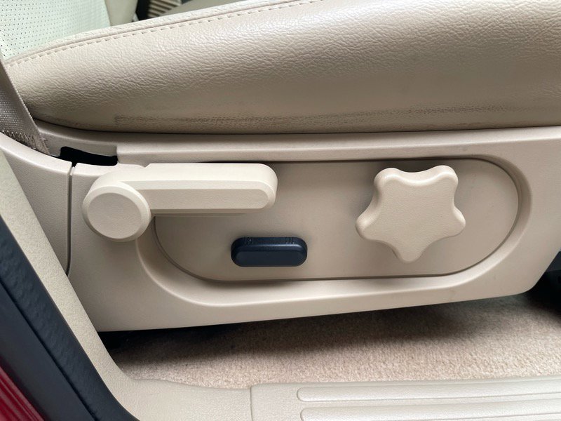 Used 2009 Mercury Mountaineer Premier image 48