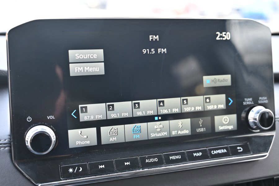 Used 2024 Mitsubishi Outlander SEL image 25