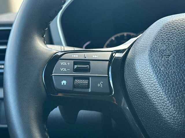 Used 2025 Honda Pilot Touring image 30