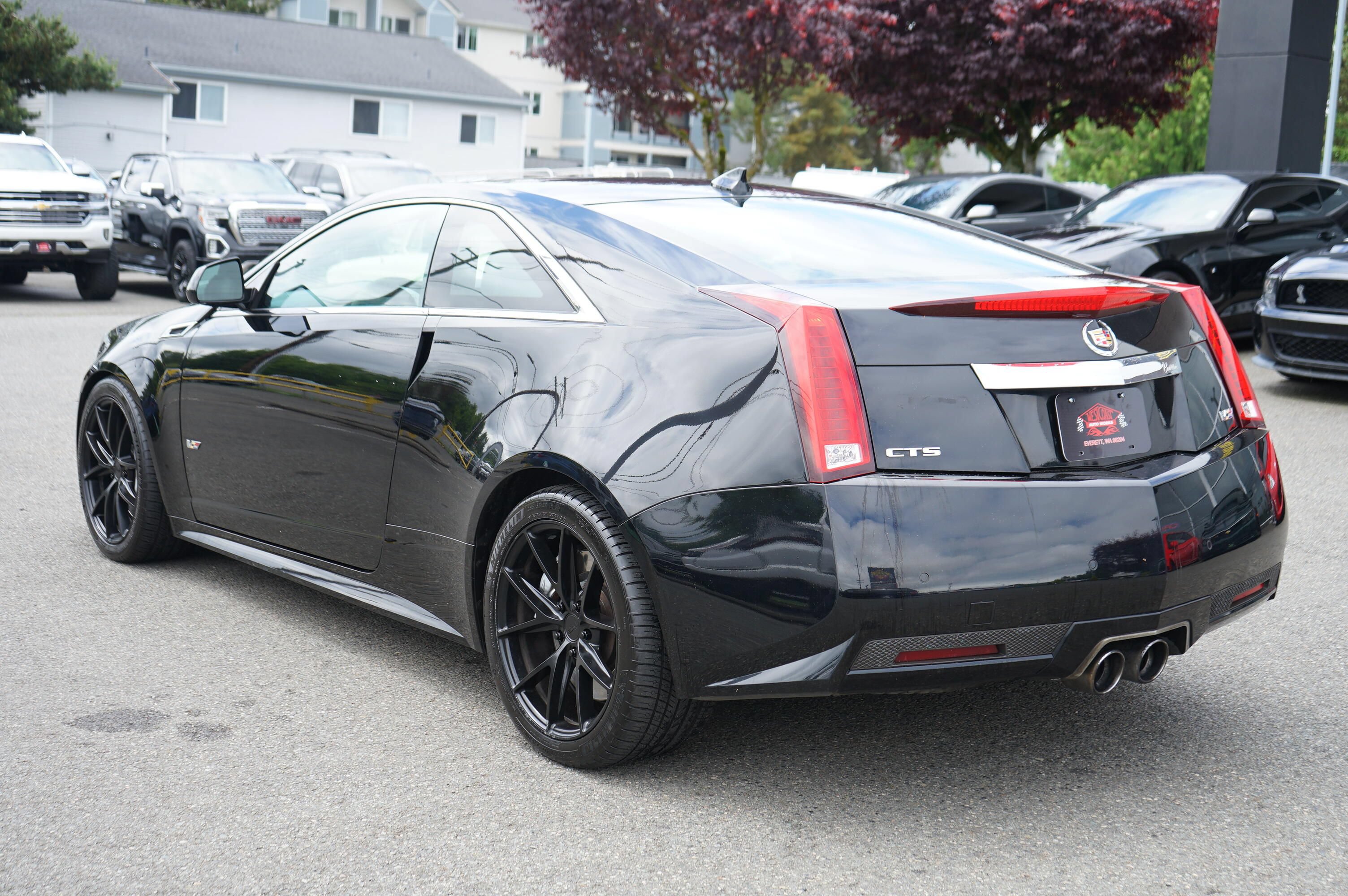 Used 2011 Cadillac CTS V RWD image 3