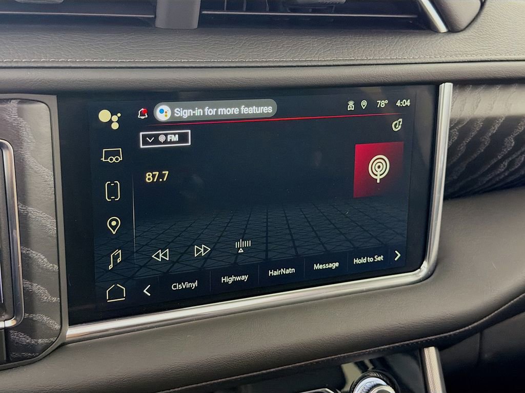 Used 2024 GMC Yukon Denali AWD/4WD image 16