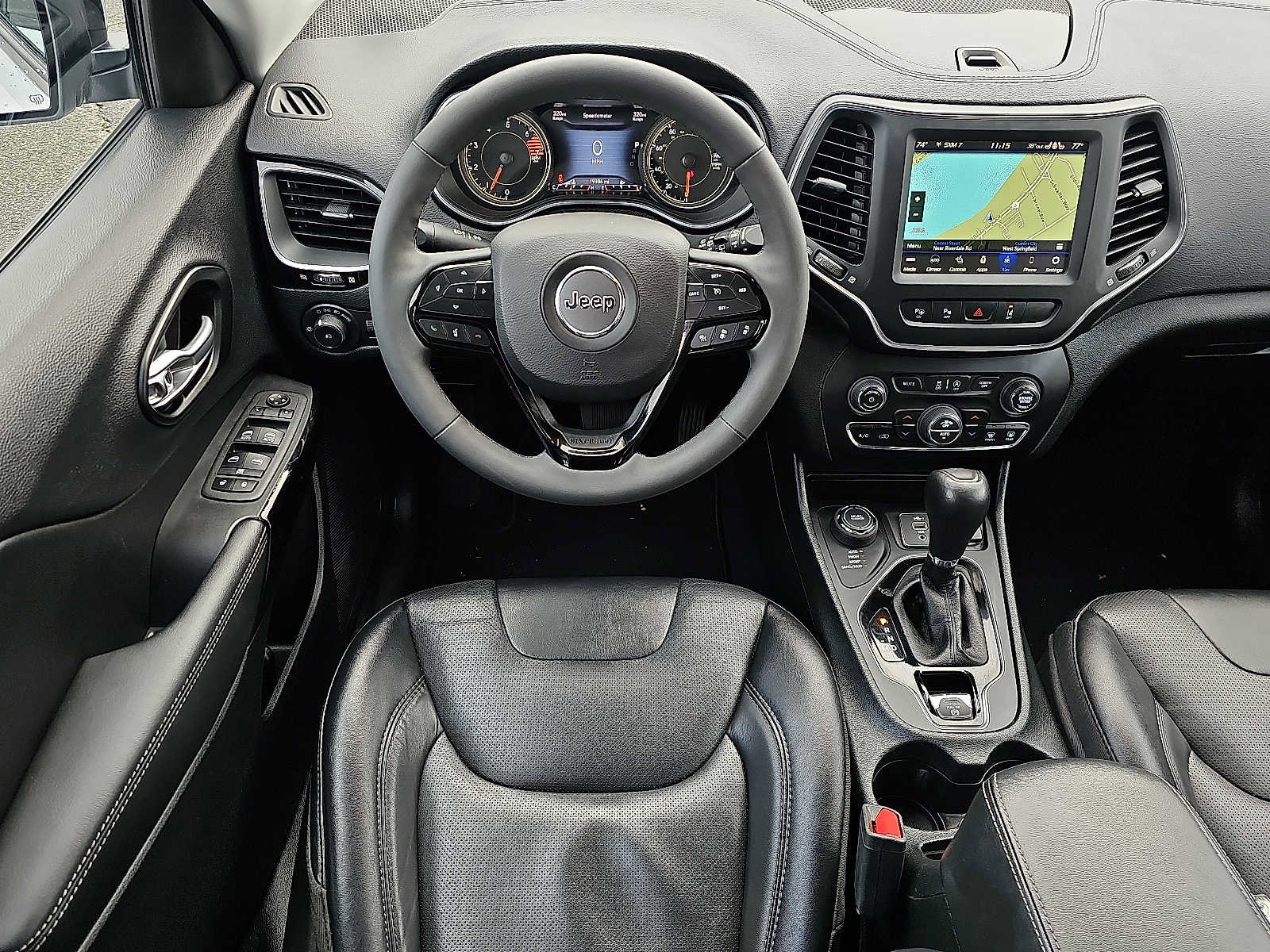 Used 2023 Jeep Cherokee Altitude Lux image 12