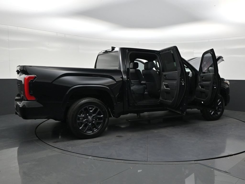 Used 2025 Toyota Tundra Platinum AWD/4WD image 28