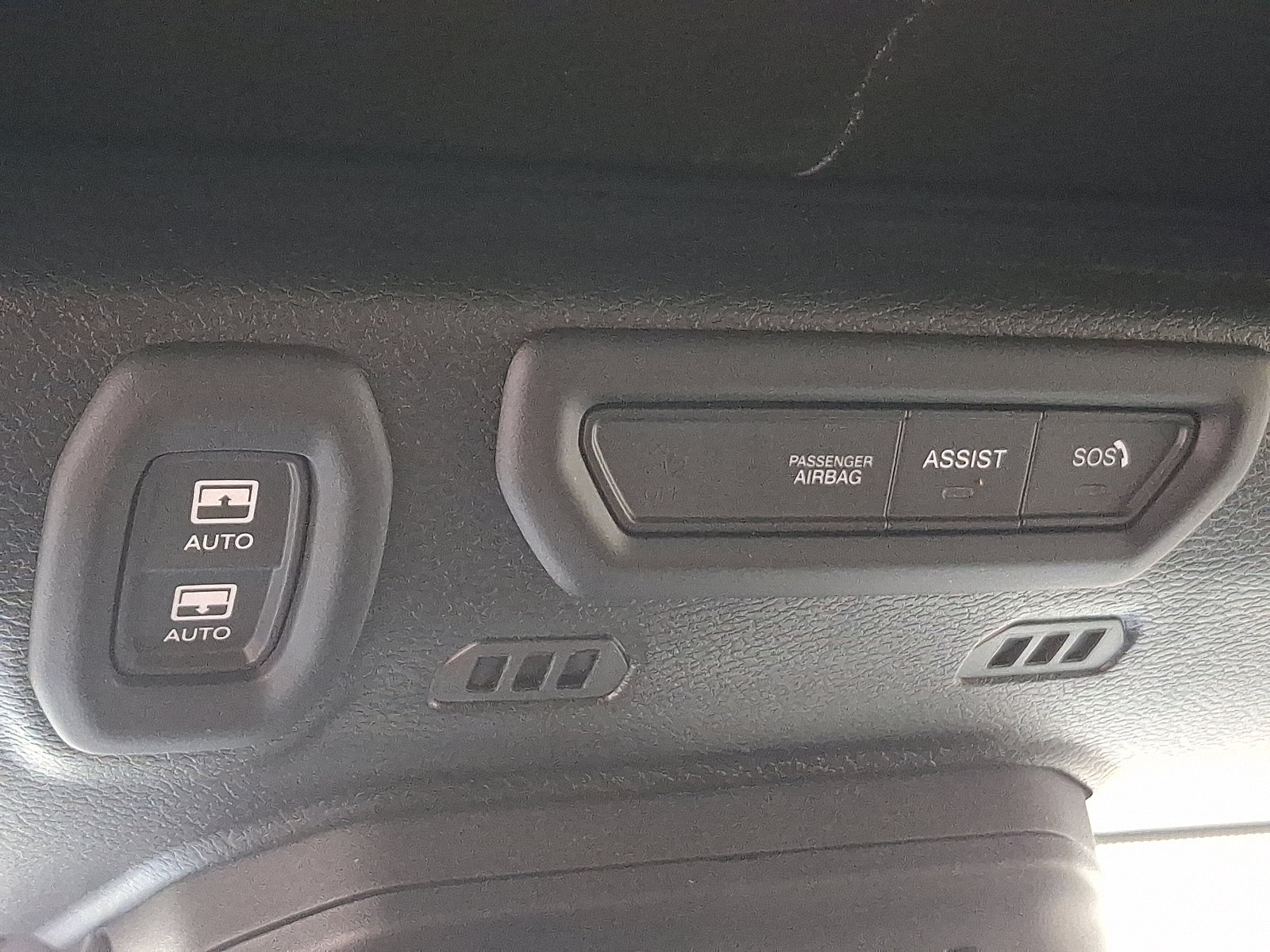 Used 2023 Jeep Wrangler Unlimited Rubicon 4xe w/ Safety Group image 27