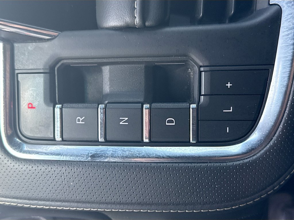 Used 2023 Chevrolet Tahoe Premier AWD/4WD image 18