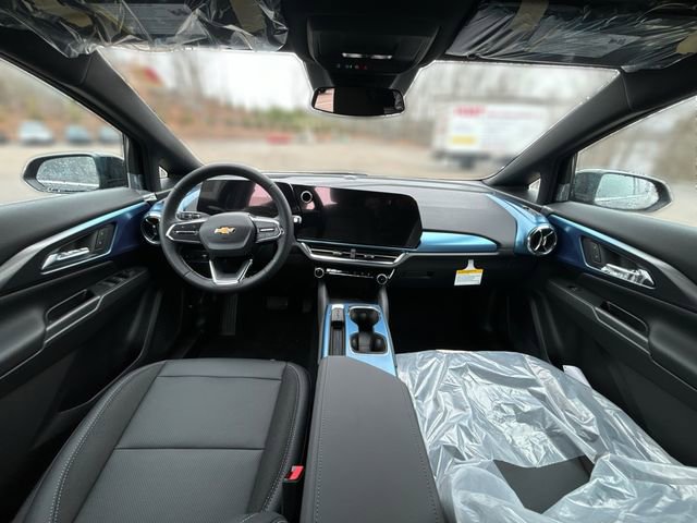 New 2026 Chevrolet Equinox EV LT AWD/4WD image 25