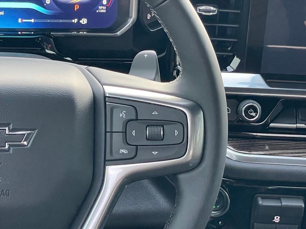New 2026 Chevrolet Silverado 1500 LT Trail Boss w/ LPO, Dark Essentials Package AWD/4WD image 15