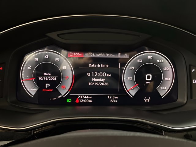 Used 2023 Audi Q7 2.0T Premium w/ Convenience Package AWD/4WD image 12