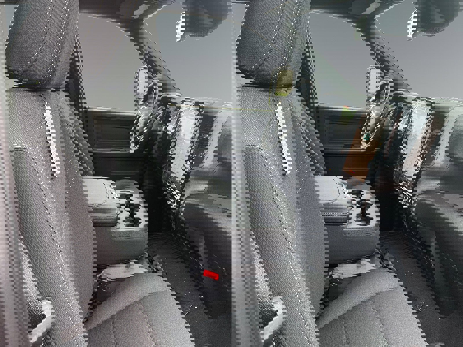 New 2026 RAM 3500 Tradesman AWD/4WD image 15