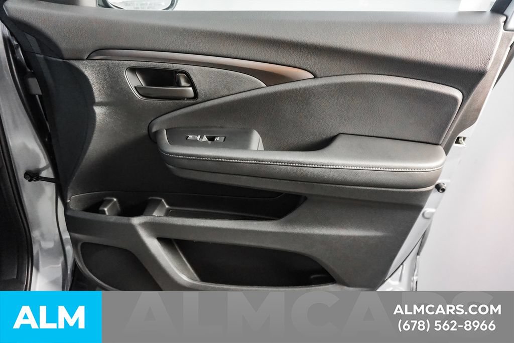 Used 2023 Honda Passport EX-L image 39
