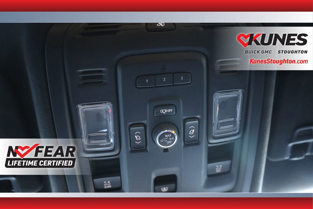 Used 2024 Cadillac Escalade ESV Sport Platinum w/ LPO, ONYX Package image 40