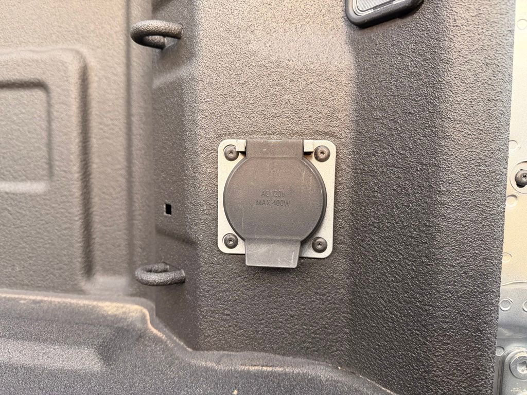 Used 2023 Chevrolet Silverado 1500 RST image 30