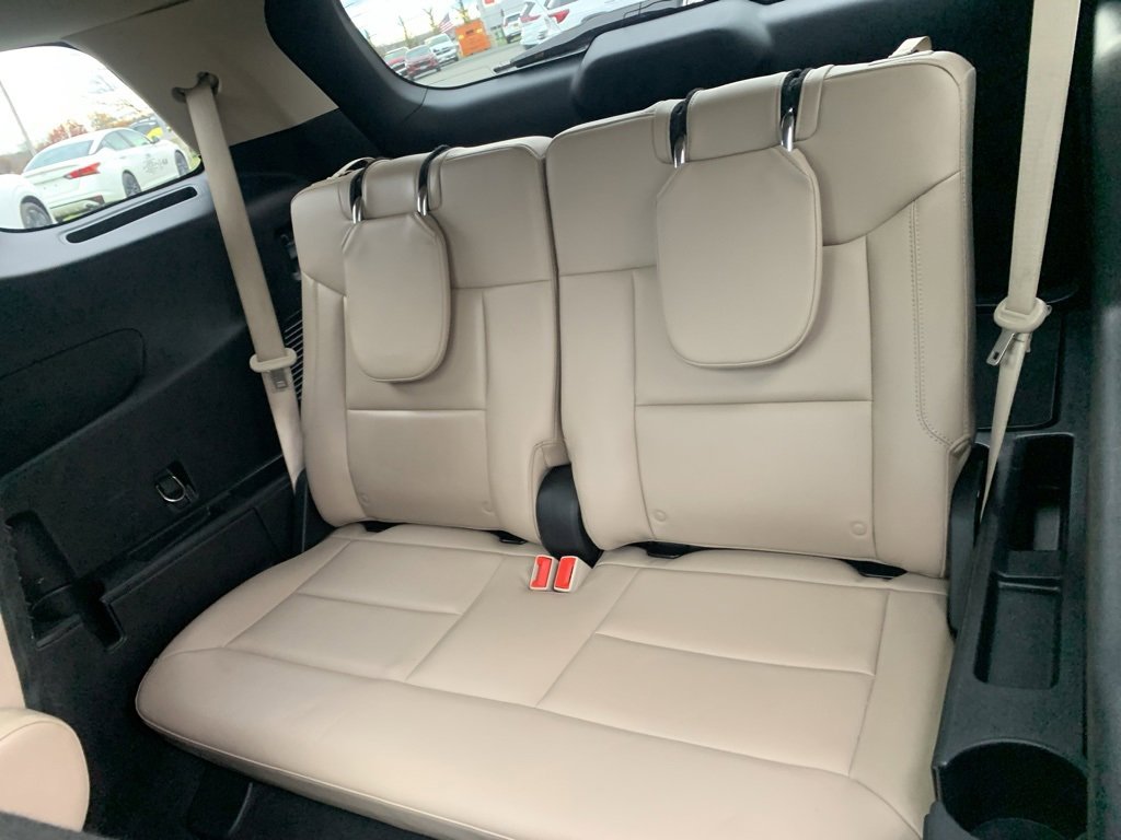 Used 2022 Ford Explorer XLT w/ Equipment Group 202A image 30