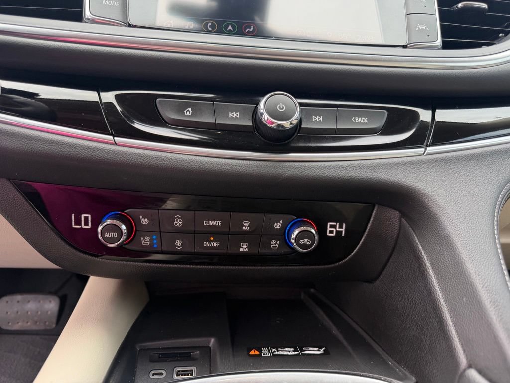 Used 2023 Buick Enclave Avenir w/ Avenir Technology Package FWD image 39