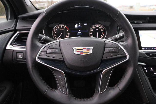 Used 2024 Cadillac XT5 Premium Luxury image 12