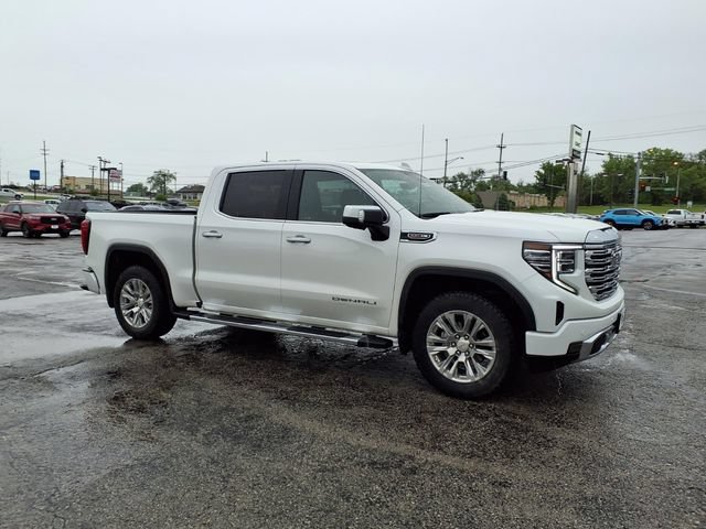 Used 2024 GMC Sierra 1500 Denali w/ Technology Package AWD/4WD image 11