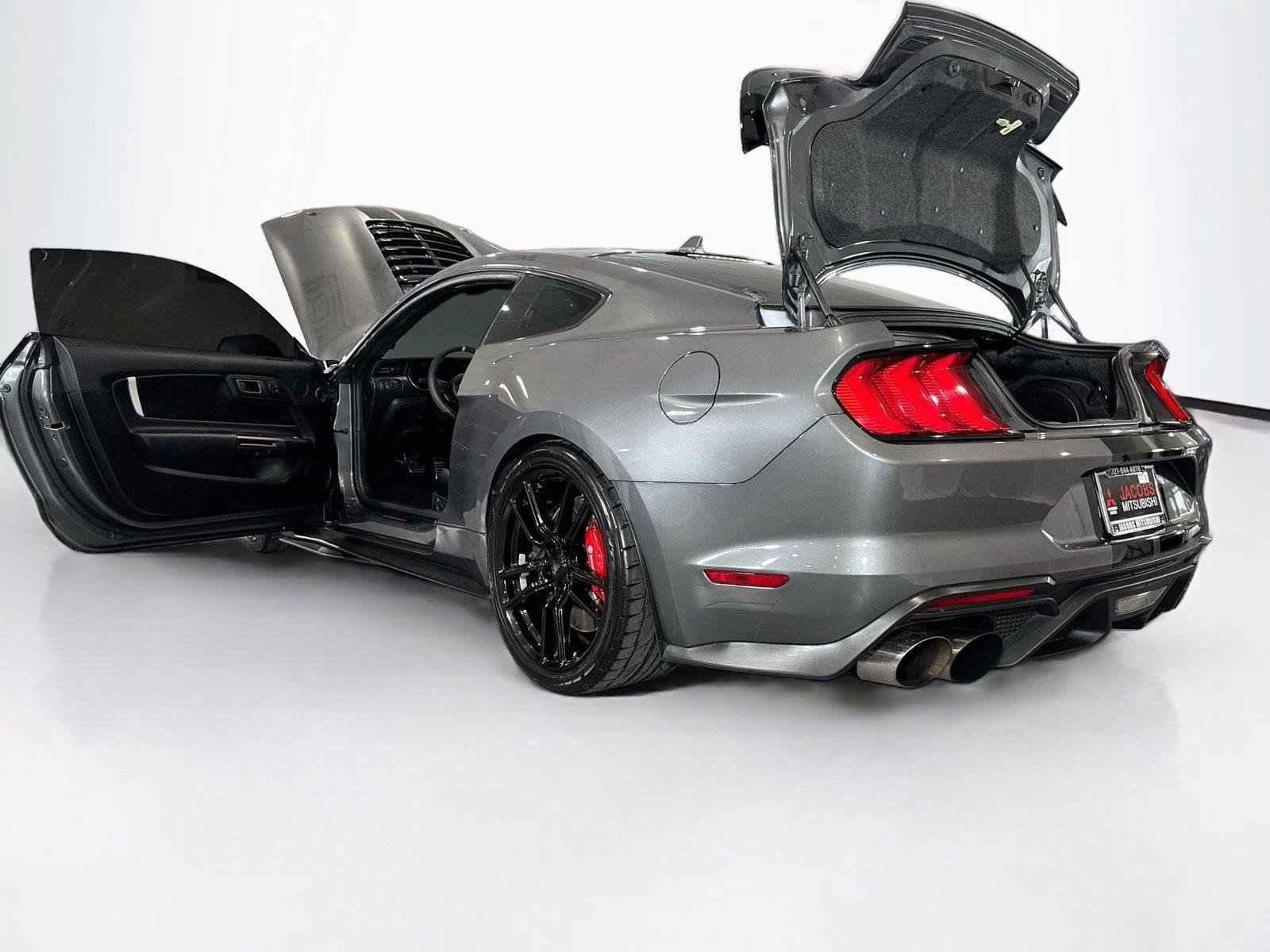 Used 2021 Ford Mustang Shelby GT500 w/ Technology Package RWD image 40