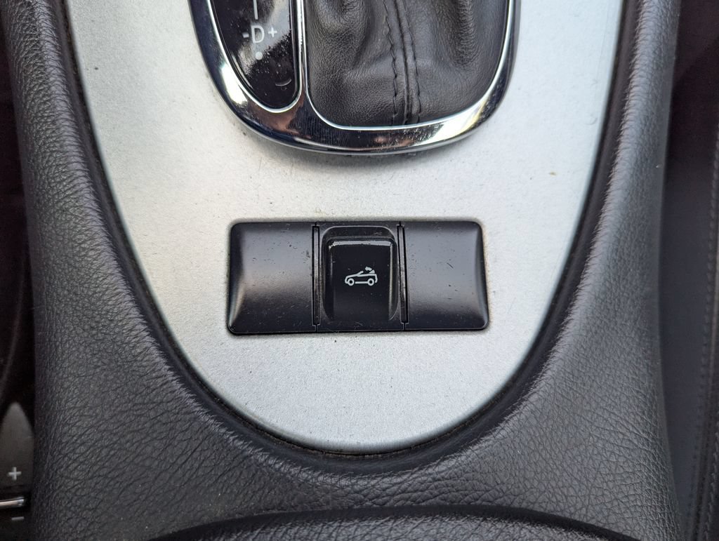 Used 2007 Mercedes-Benz CLK 63 AMG Cabriolet image 28