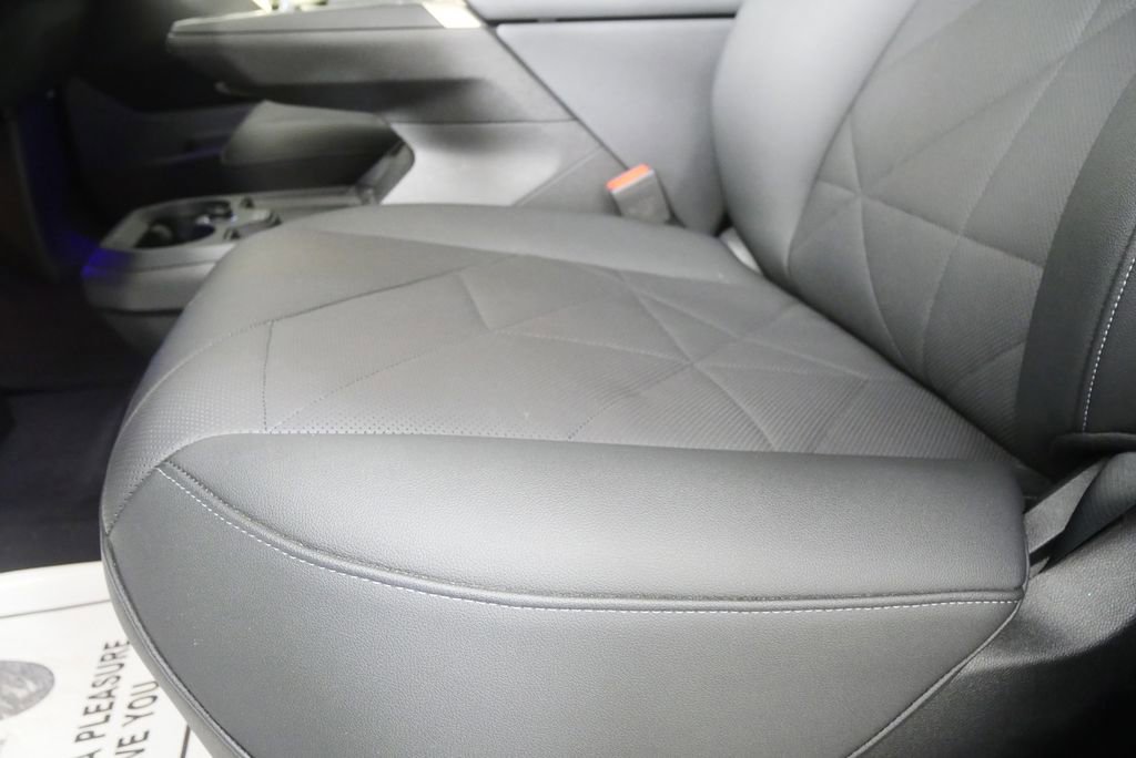 Certified 2024 BMW iX xDrive50 AWD/4WD image 9