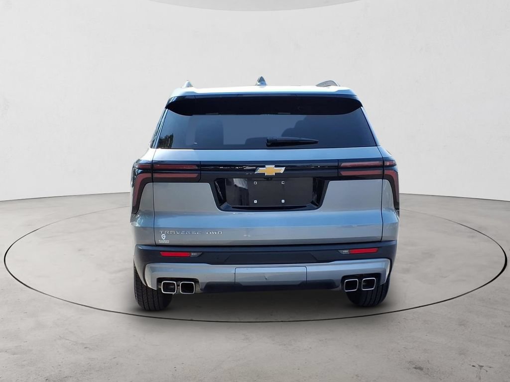 Used 2025 Chevrolet Traverse LT AWD/4WD image 6