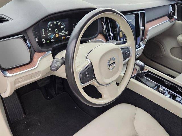 Used 2019 Volvo S60 T5 Momentum w/ Premium Package FWD image 11